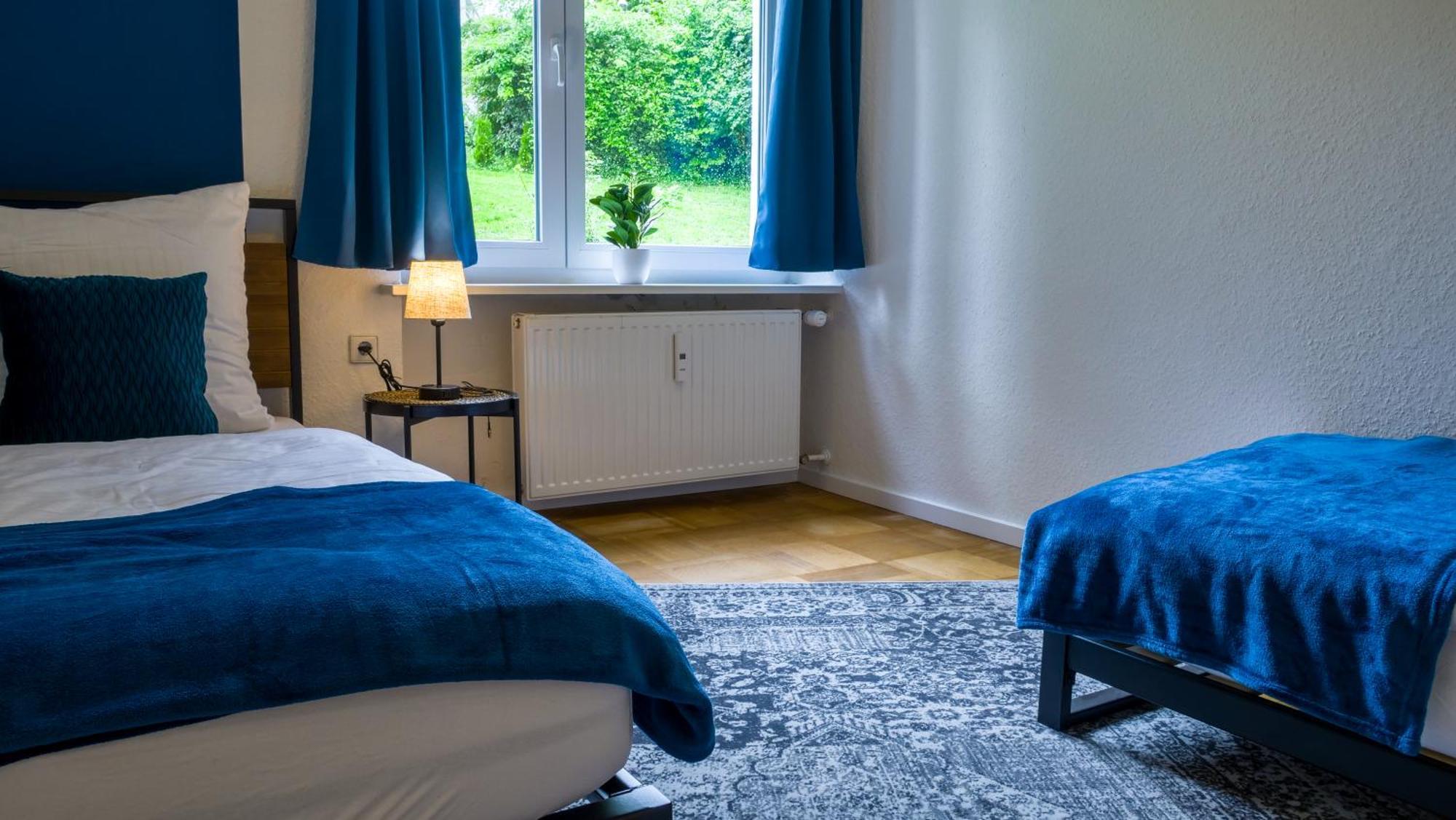 Gross, Modern, Zentrumsnah Mit Parkplatz Und Garten Ulm Eksteriør billede